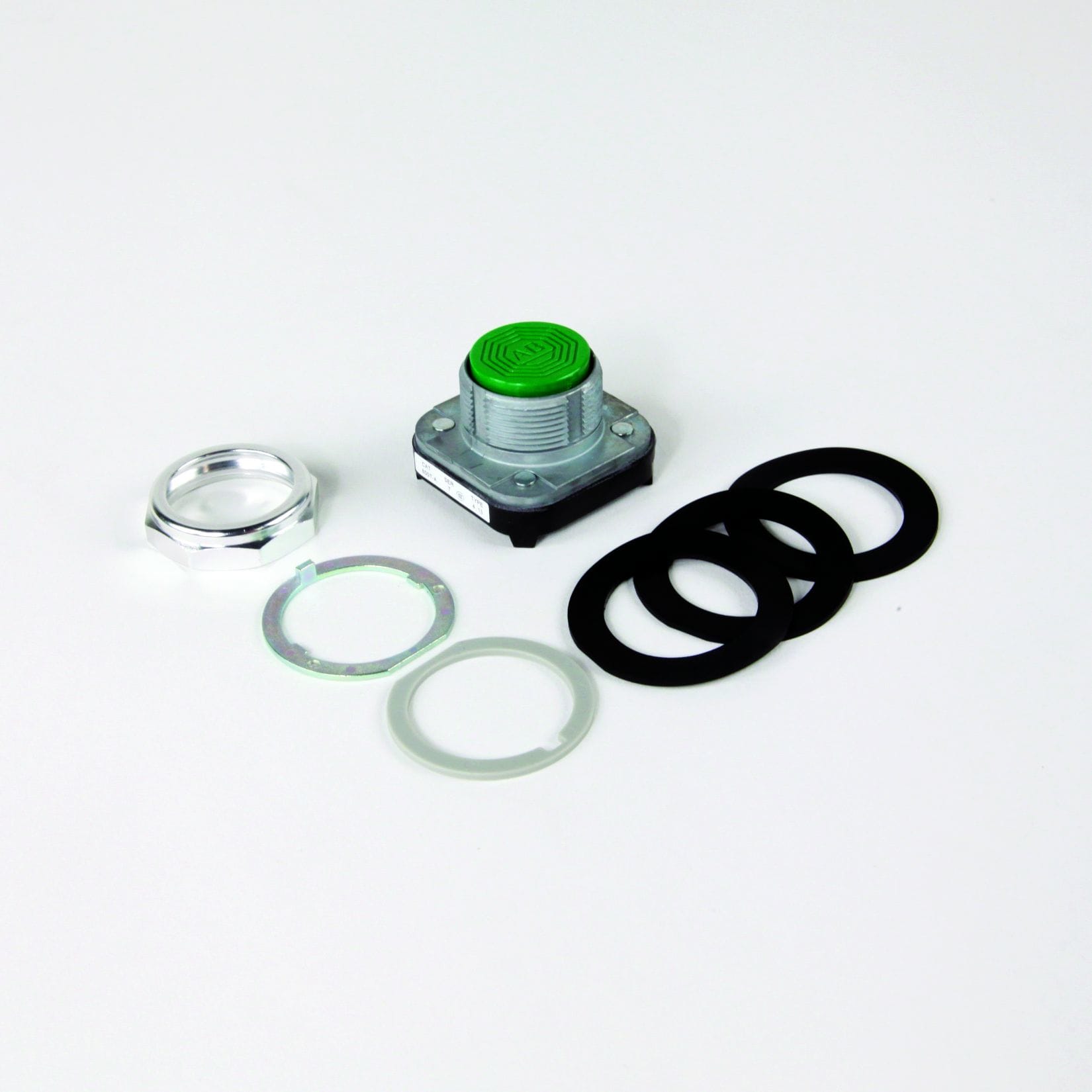 Allen-Bradley GREEN FLUSH PUSH BUTTON C/W 1N/O CONTACT