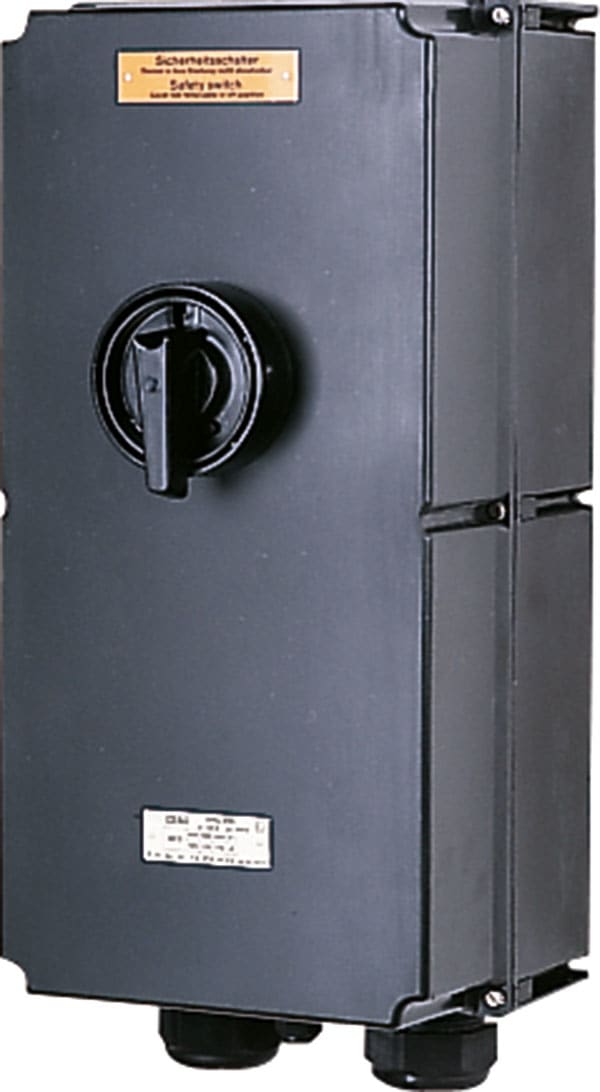 Crouse-Hinds 125A 4P 690V ISOLATOR 2xM40 1NO/1NC