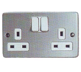 MK - MK K2946ALM Socket 2G 13A Surface